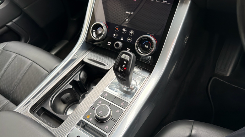 Land Rover Range Rover Sport 3.0 P400 HSE Dynamic 5dr Auto Petrol Estate